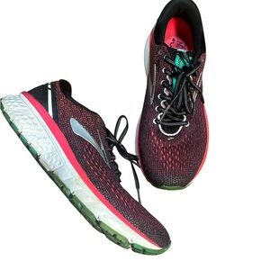 Brooks Women's Ghost Athletic Shoes - Black and Pink cushion sole Sz 10